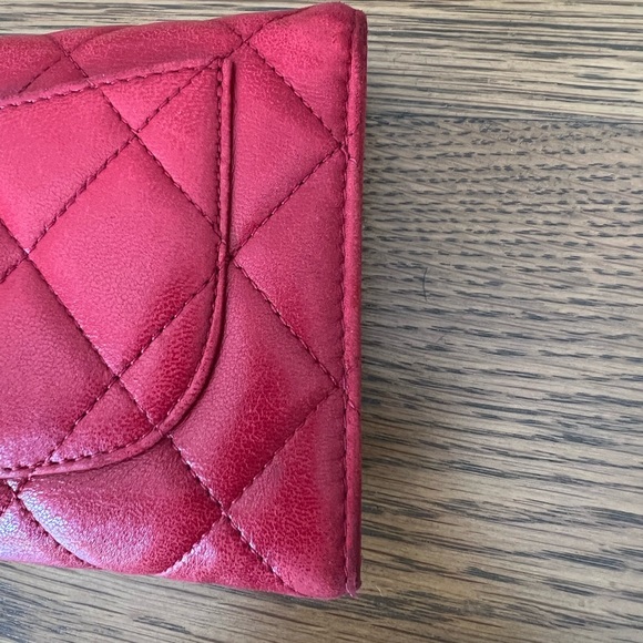 Chanel Red Quilted Wallet. - Picture 9 of 15